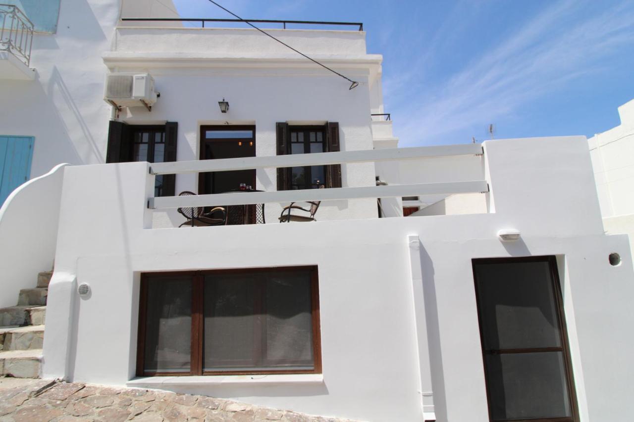 Plaka Philoxenia Apartments Plaka (Milos) Exterior foto